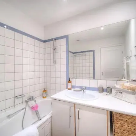 Charming In A Manor In Appartement *